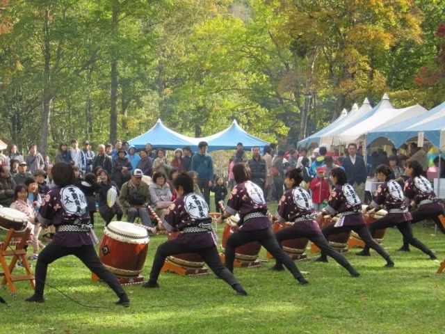 国庆出国旅游首选去日本北海道赏枫攻略                                                                                               日本