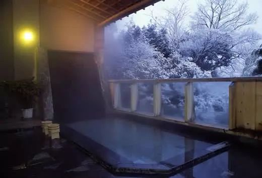 日本中部旅游攻略：雪大却不冷？冬天这里最好玩！                                                                                               日本