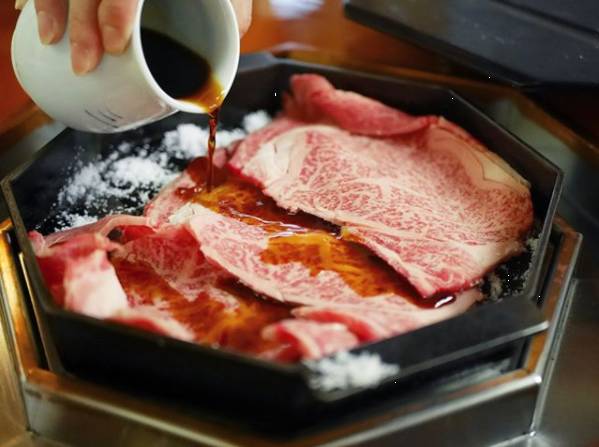 日本和牛攻略：日本和牛，全世界最好的牛肉？                                                                                               日本