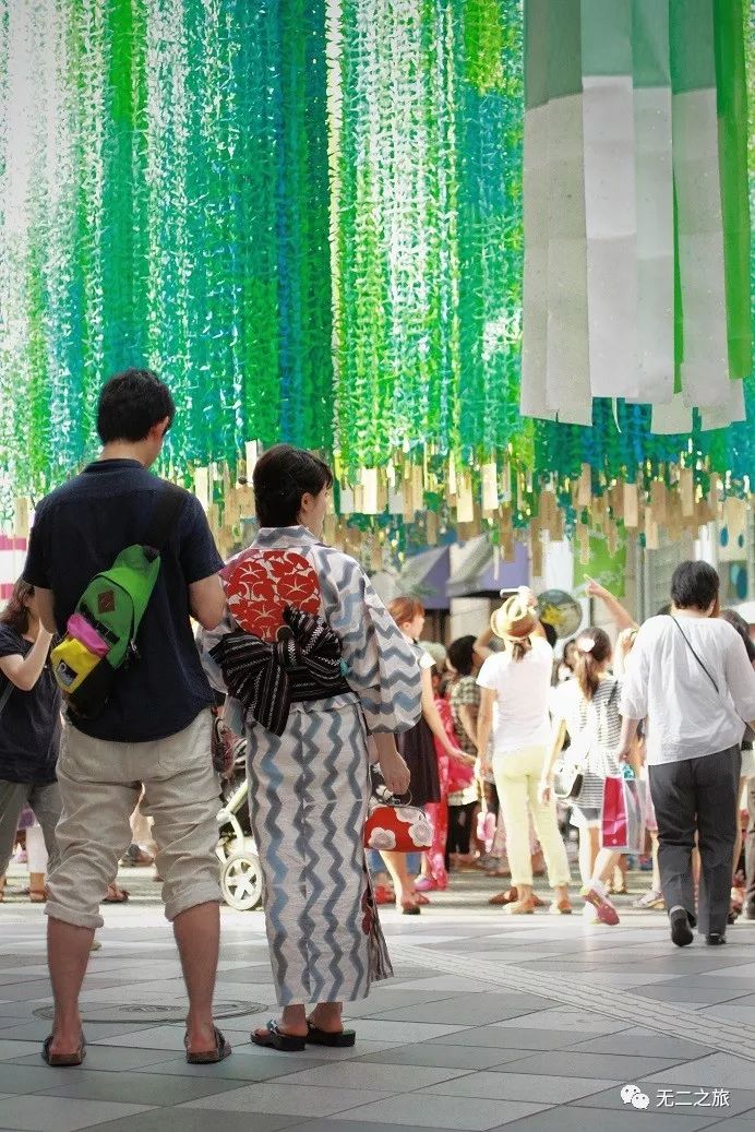 日本旅游：严肃内敛的日本人，怎么一到夏天就疯了？？                                                                                               日本