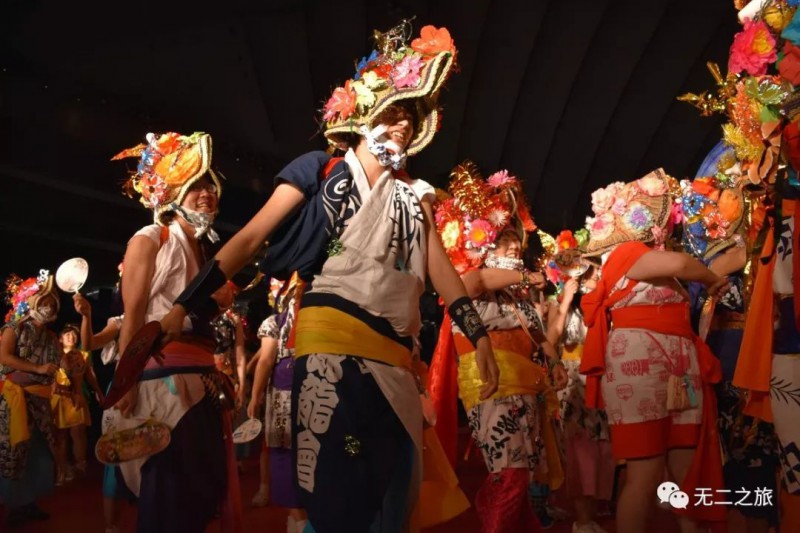 日本旅游：严肃内敛的日本人，怎么一到夏天就疯了？？                                                                                               日本