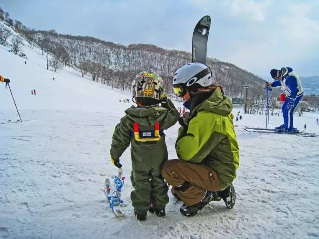 感受北海道冬日滑雪和温泉的冰火两重天                                                                                               日本