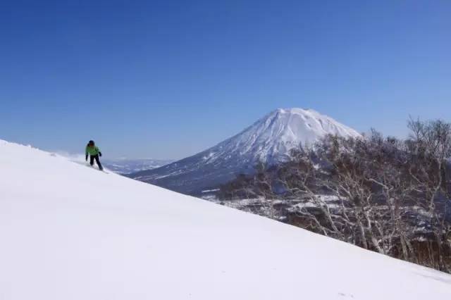 感受北海道冬日滑雪和温泉的冰火两重天                                                                                               日本