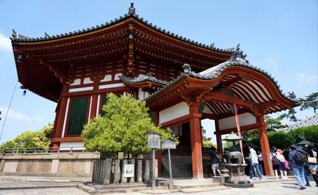 日本旅游小众玩法：去日本最灵验的寺庙求个签                                                                                               日本