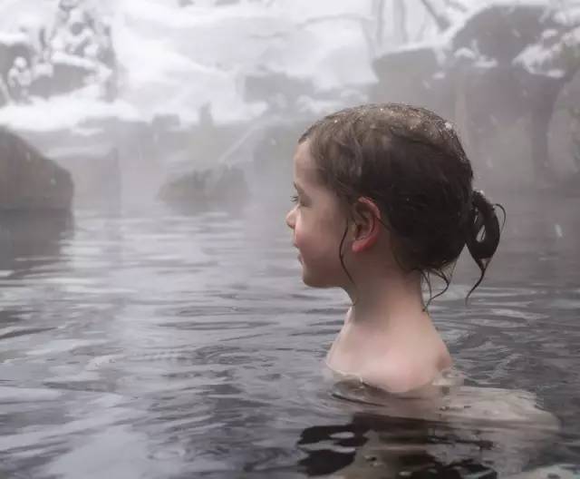 感受北海道冬日滑雪和温泉的冰火两重天                                                                                               日本