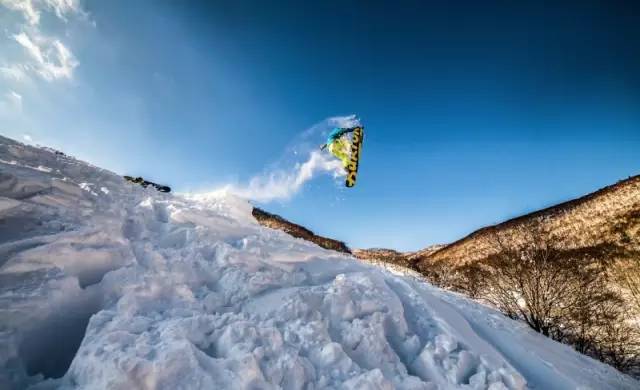 感受北海道冬日滑雪和温泉的冰火两重天                                                                                               日本