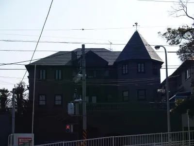 日本屋顶上的鸡是干什么用的？