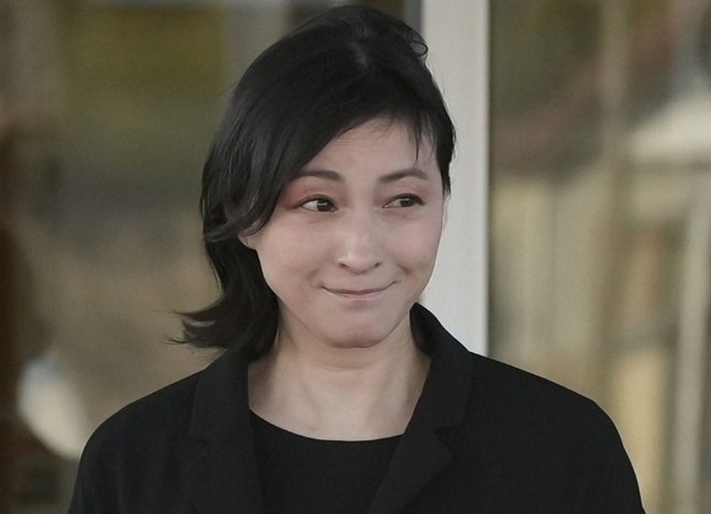 广末凉子宣布暂停演艺活动 确诊双相情感障碍及甲状腺功能亢进
