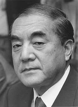 日本屋顶上的鸡是干什么用的？
