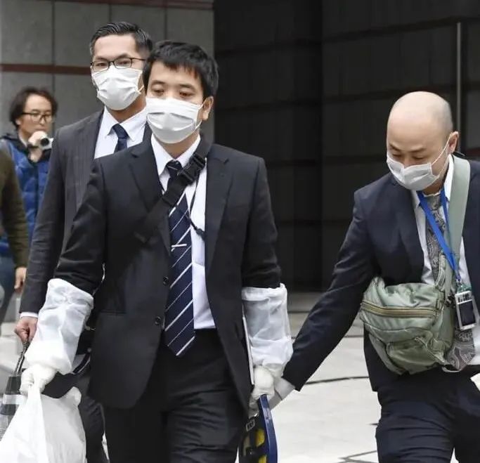日本“皇太子”想打工，宫内厅挠破了头