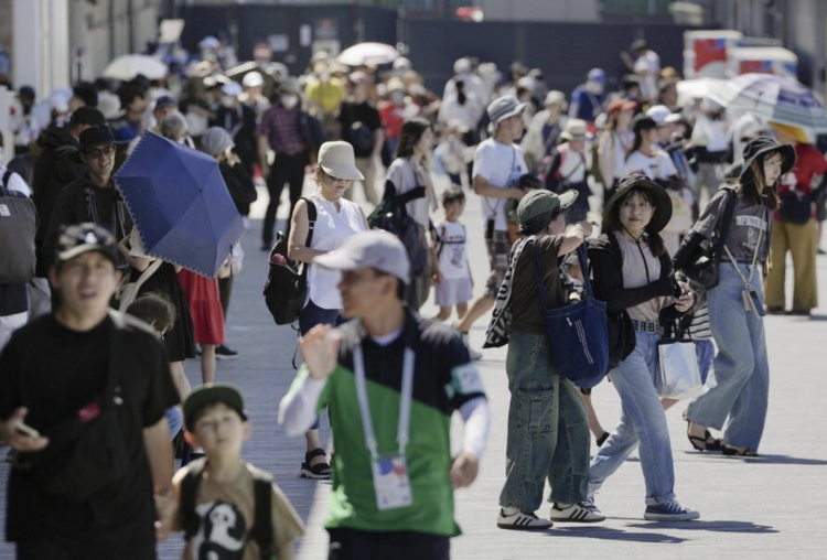 大阪世博迎关键暑期 高温下如何提振客流