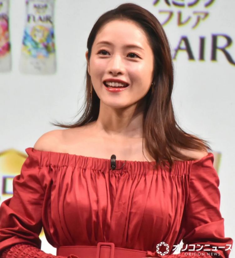 第259期：高市早苗当选 日本首位女首相诞生；露比酱上红白？藤冈靛宣布离婚；村山富市逝世 | 百通板