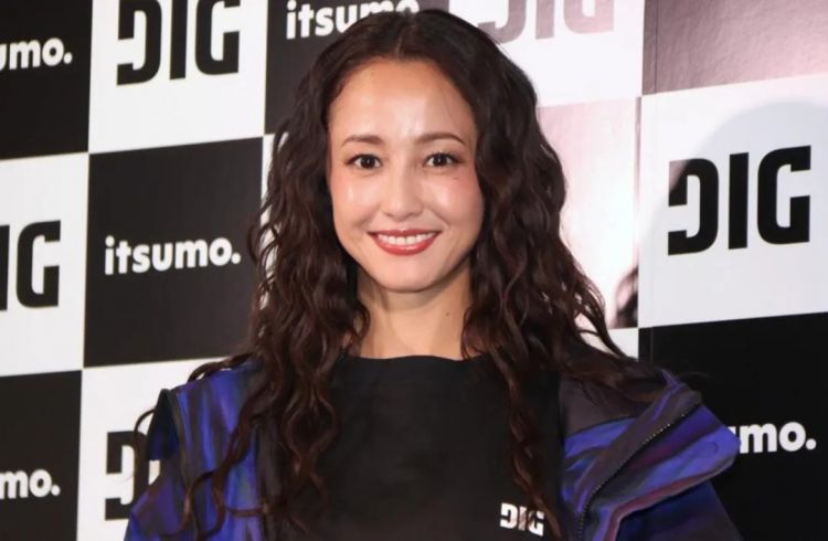 第259期：高市早苗当选 日本首位女首相诞生；露比酱上红白？藤冈靛宣布离婚；村山富市逝世 | 百通板