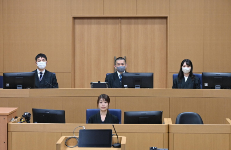 安倍晋三枪击案首次公审 被告承认杀人但否认政治动机 安倍晋三枪击案首次公审 被告承认杀人但否认政治动机