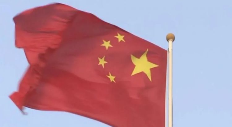 第261期:中国对日免签延长;木村拓哉长女恋爱?中日轮值APEC主席国;哥斯拉续作定名;日本熊灾 | 百通板 第261期:中国对日免签延长;木村拓哉长女恋爱?中日轮值APEC主席国;哥斯拉续作定名;日本熊灾 | 百通板