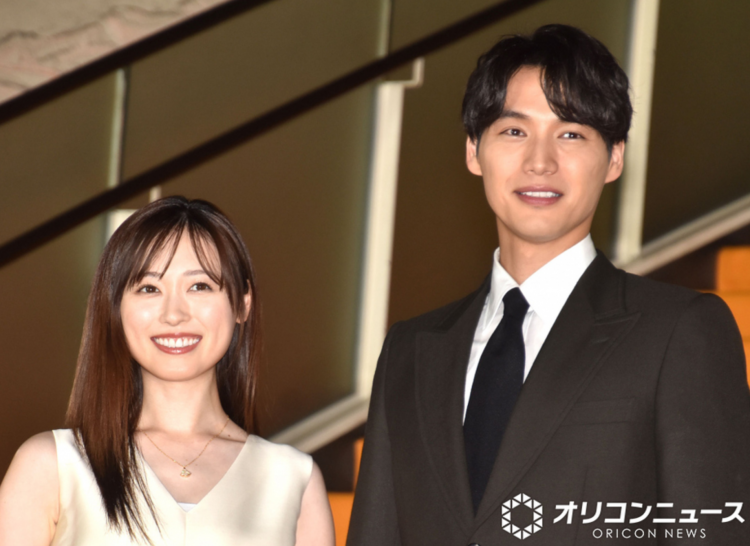 福士苍汰片场狂拍800张福原遥照片? 福士苍汰片场狂拍800张福原遥照片?