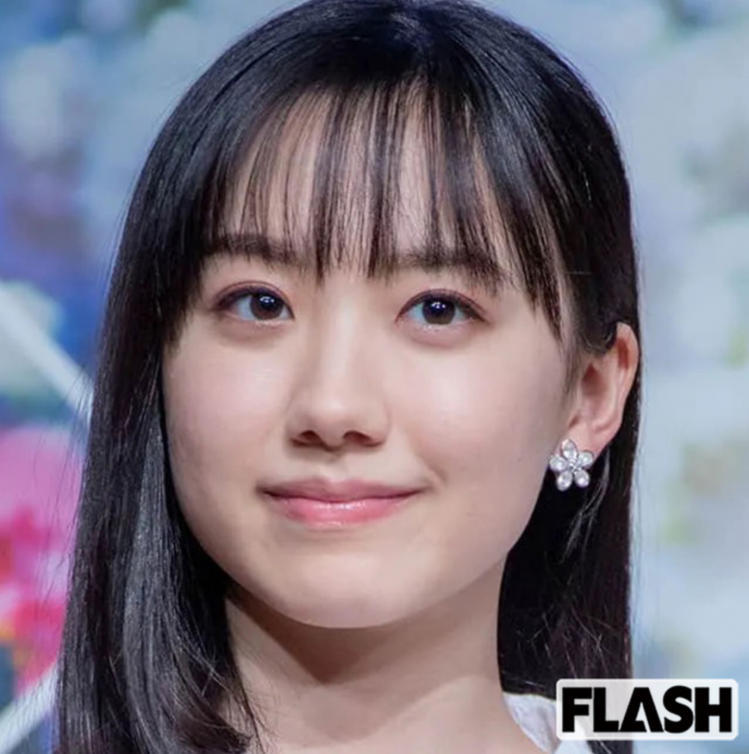 芦田爱菜主演人气轻小说《药屋少女的呢喃》真人版 挑战天才药师少女