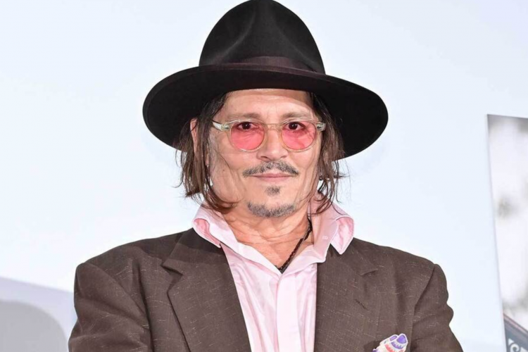 德普东京粉丝见面会再度迟到? 推迟近5小时 德普东京粉丝见面会再度迟到? 推迟近5小时