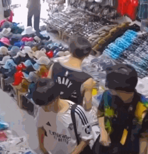 日本中学生集体跑到巴厘岛偷东西?学校出面证实,网友怒骂:日本的耻辱! 日本中学生集体跑到巴厘岛偷东西?学校出面证实,网友怒骂:日本的耻辱!