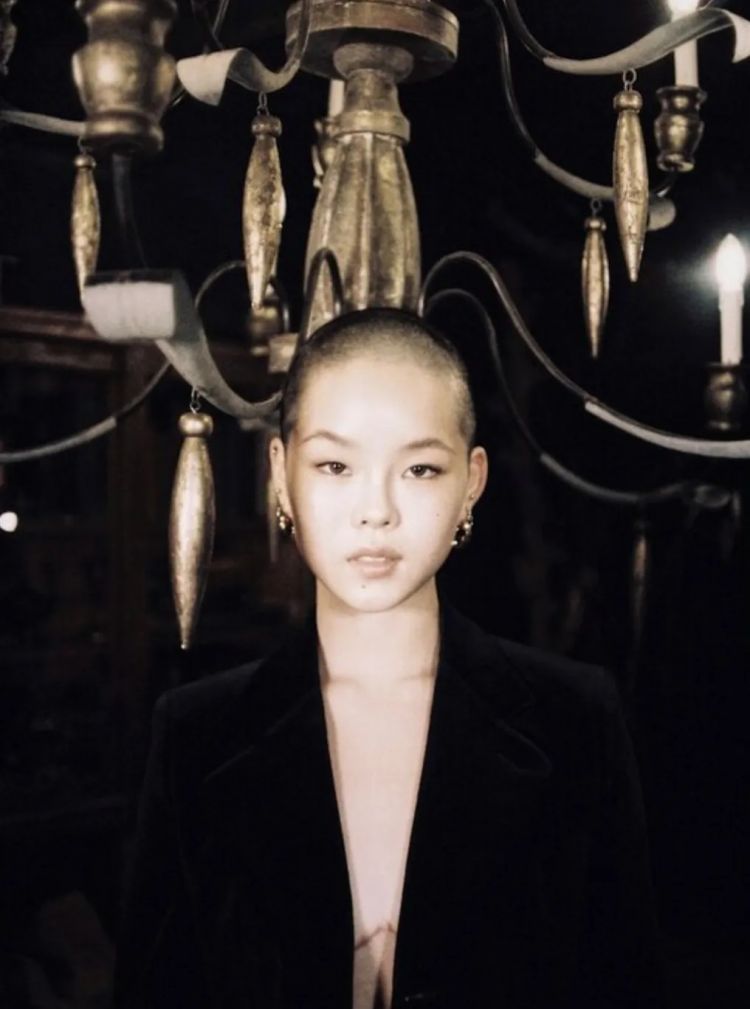 第266期:日本GDP增速下调?永野芽郁将复出?日本多所大学拟上调留学生学费?日本再发大地震;AKB48举行20周年演唱会 | 百通板 第266期:日本GDP增速下调?永野芽郁将复出?日本多所大学拟上调留学生学费?日本再发大地震;AKB48举行20周年演唱会 | 百通板