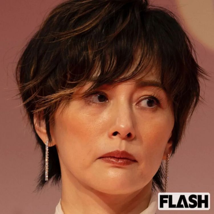 第272期:日本将提前大选 创下最快记录?日本前首相退出政坛 曾颁布令和年号;米仓凉子再陷涉毒疑云 | 百通板 第272期:日本将提前大选 创下最快记录?日本前首相退出政坛 曾颁布令和年号;米仓凉子再陷涉毒疑云 | 百通板