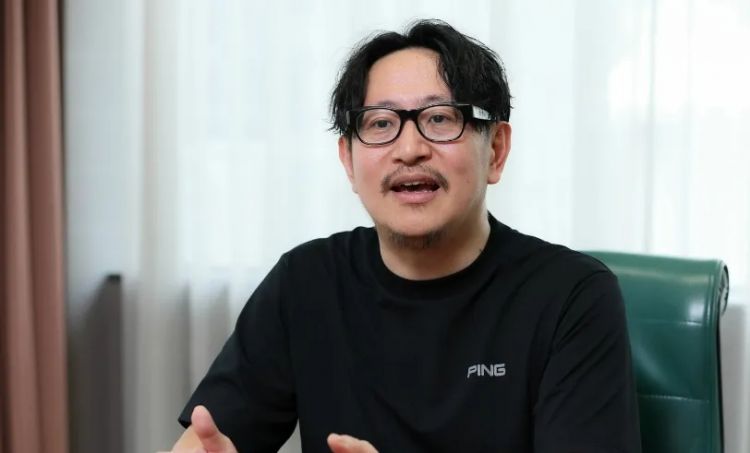 日本销冠女孩如愿嫁50岁大叔,上综艺秀恩爱却被喷“找干爹”?比起金钱,她直言更担心“造人没劲”… 日本销冠女孩如愿嫁50岁大叔,上综艺秀恩爱却被喷“找干爹”?比起金钱,她直言更担心“造人没劲”…