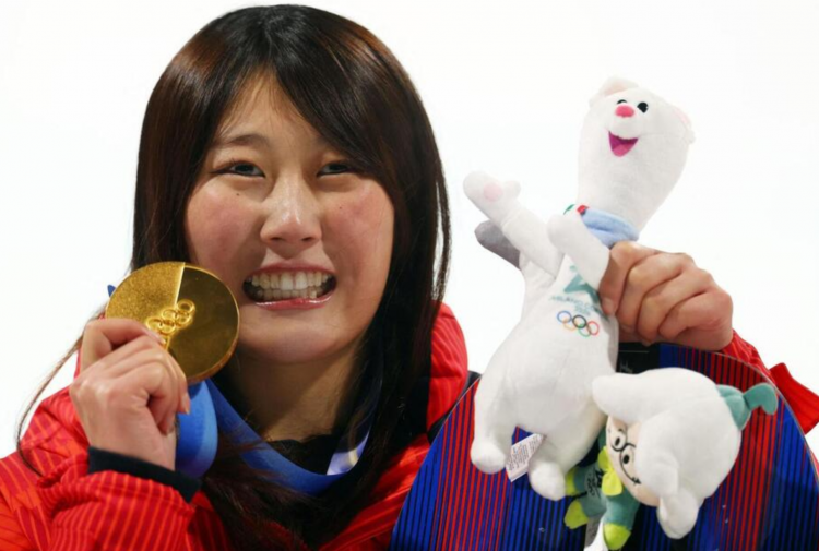 日本冬奥代表团创历史最快纪录 开赛7日斩获两位数奖牌