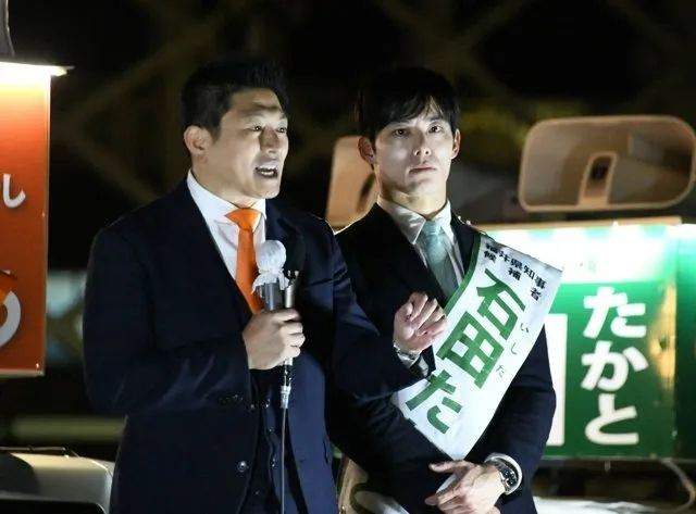 日本最年轻知事酷似韩国爱豆，一上任便让全网兴奋？但有人却瞧不起：“只是个花瓶”…