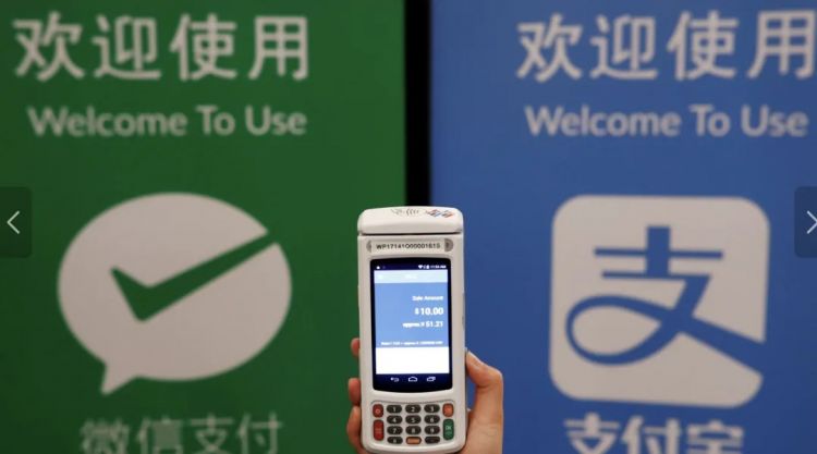 日本政府已经盯上支付宝、微信支付,说不定哪一天这两种支付方式就无法在日本使用了...... 日本政府已经盯上支付宝、微信支付,说不定哪一天这两种支付方式就无法在日本使用了......