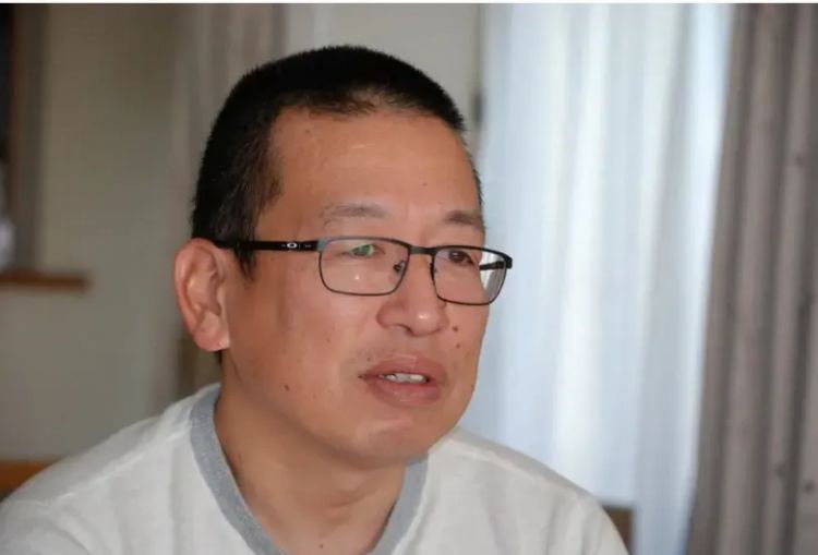 日本小警察被上司强迫贪污，2年内贪5万块？女儿的一句话，让他决定离职前干票大的…