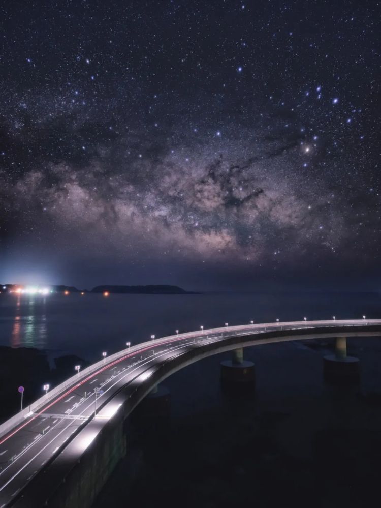 第280期：高市早苗否决女性天皇论？本田汽车估算巨额赤字？经典日剧《深夜食堂》将拍续集；第49届日本电影学院奖 | 百通板