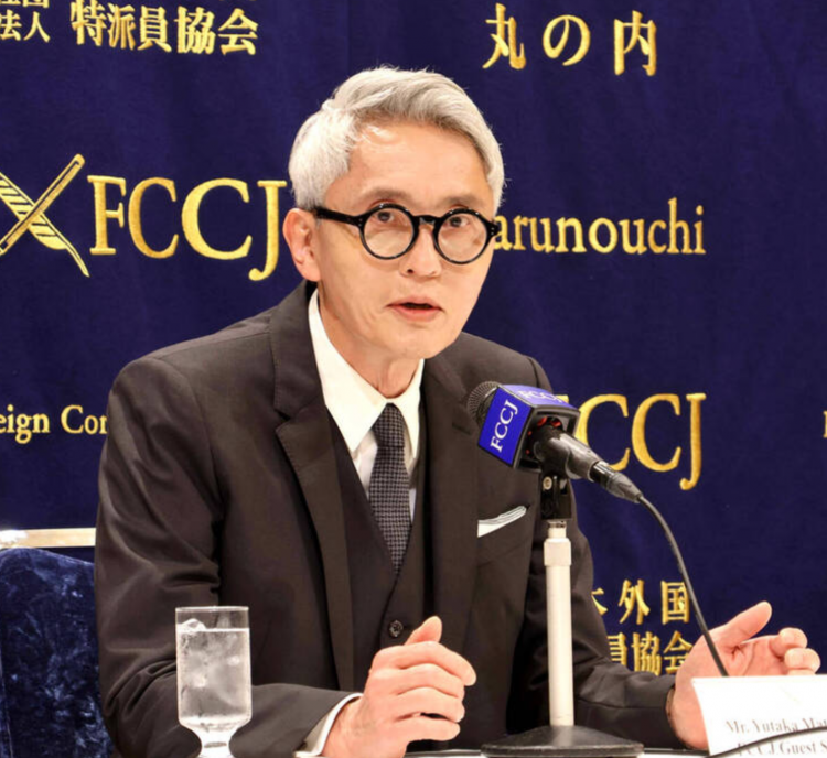 松重丰自曝《孤独的美食家》拍摄秘诀：空腹上阵，拍戏反而会瘦