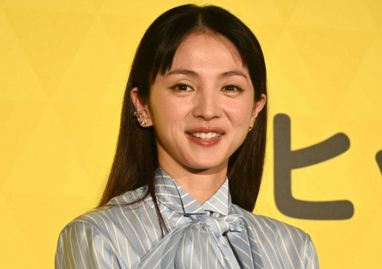 满岛光宣布再婚并怀孕 对象为模特浅野启介 满岛光宣布再婚并怀孕 对象为模特浅野启介