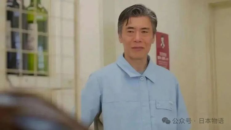 日本48岁老登，深夜约见女高中生，第一次见面竟顺手盗走10万日元财物补贴家用