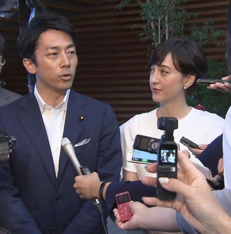 第283期：高市早苗公布个人资产？日本中学制服价格飙升 或统一制服？绫濑遥写3万封情书？| 百通板