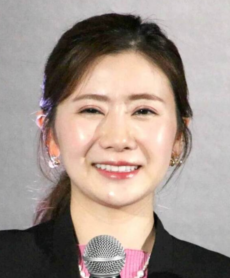 福原爱顺利产子 发文报平安