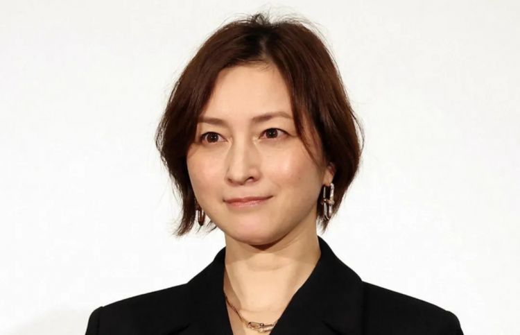 第282期:东京万人集会抗议高市早苗修宪?自卫队军官闯入中国大使馆;日本或于4月实现学校免费供餐?内田有纪X柏原崇秘密完婚?| 百通板 第282期:东京万人集会抗议高市早苗修宪?自卫队军官闯入中国大使馆;日本或于4月实现学校免费供餐?内田有纪X柏原崇秘密完婚?| 百通板