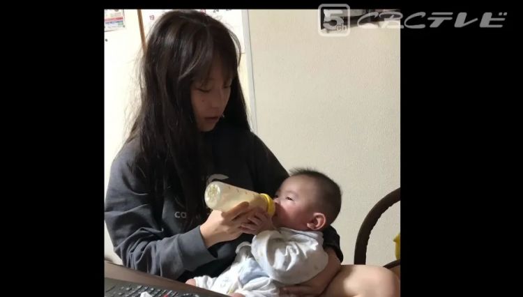 日本14岁少女意外当妈，大肚子8个月竟瞒住所有人？！孩子长大问爸爸去哪，她说……