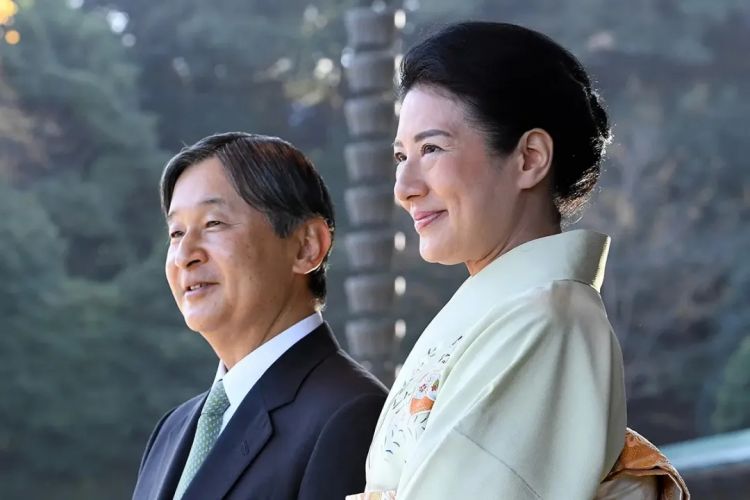 “这一生我会用尽全力守护你”:日本天皇夫妇成婚33周年,重温两人那些治愈温柔的笑容 “这一生我会用尽全力守护你”:日本天皇夫妇成婚33周年,重温两人那些治愈温柔的笑容