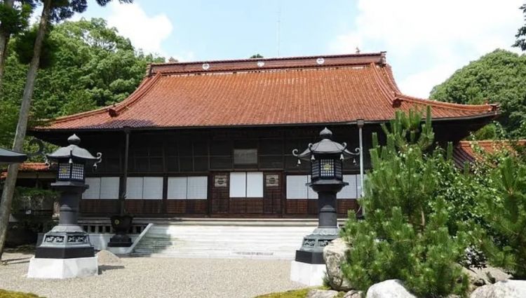 日本一实习僧火烧寺庙,竟是因为修行太苦?!日网:三岛由纪夫的棺材板快压不住了… 日本一实习僧火烧寺庙,竟是因为修行太苦?!日网:三岛由纪夫的棺材板快压不住了…