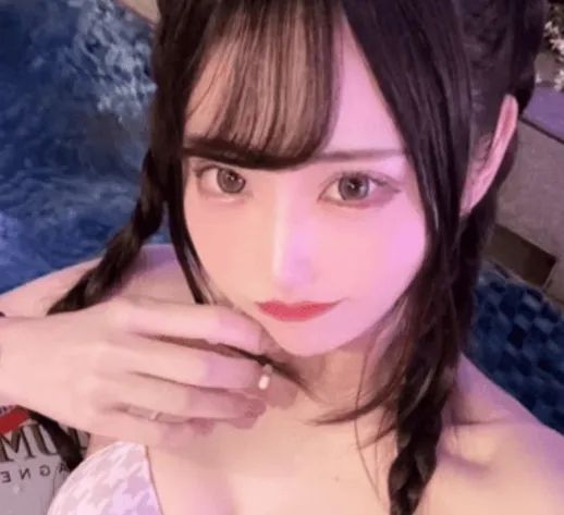 日本病娇女剪男友〇头喂狗,还亲自切下他的手指?!男子:我永远不离开你! 日本病娇女剪男友〇头喂狗,还亲自切下他的手指?!男子:我永远不离开你!