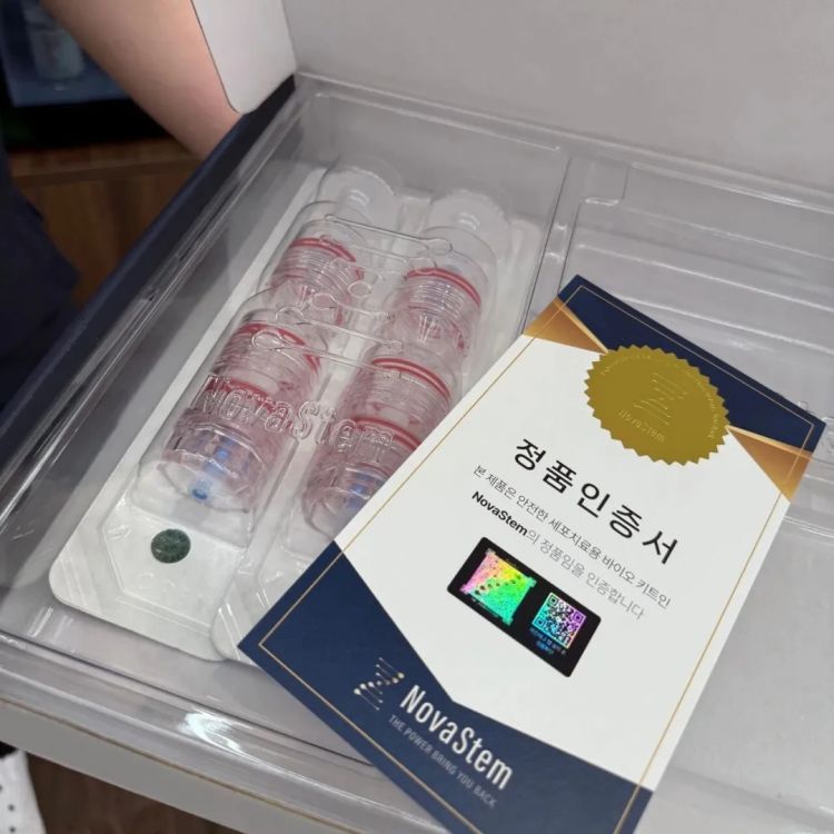 那些40+还不显老的女明星,究竟把钱花在了哪里? 那些40+还不显老的女明星,究竟把钱花在了哪里?
